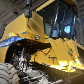 New Holland TC5080 Hillside